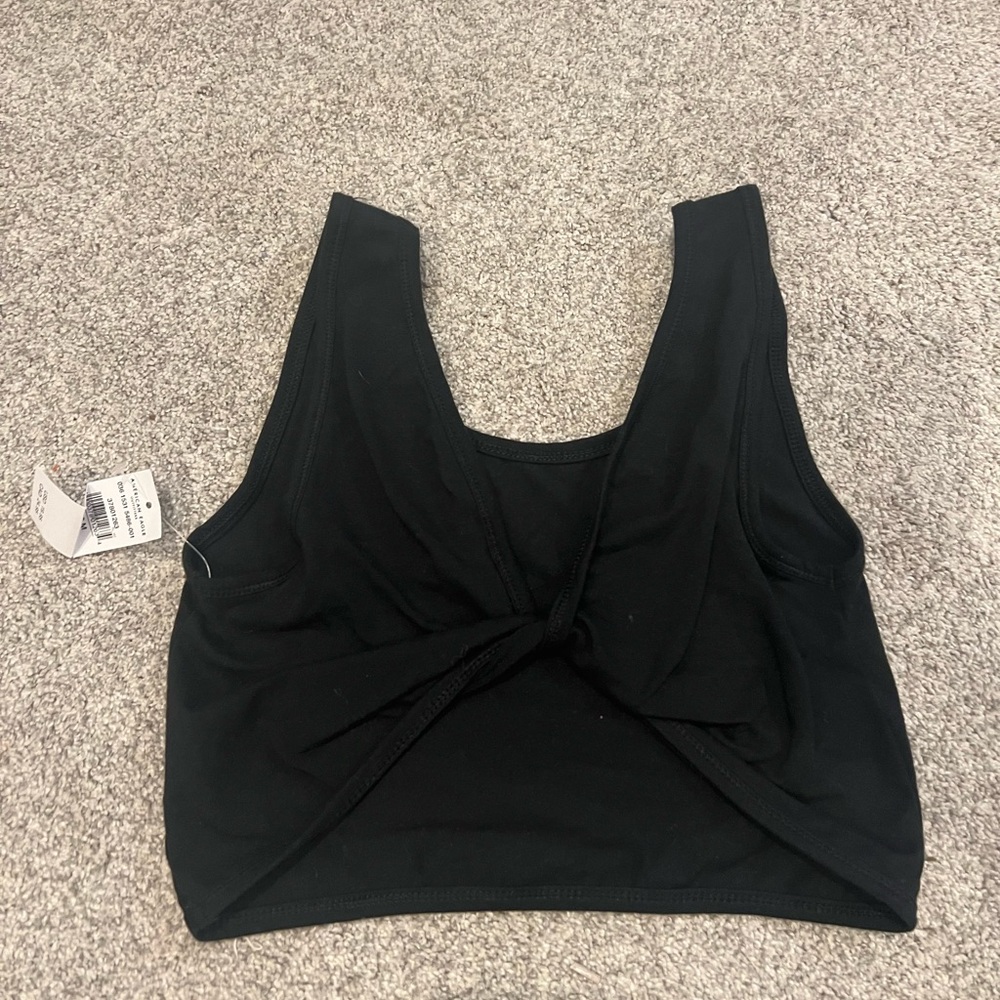 Black Women's Twist Front Crop Top